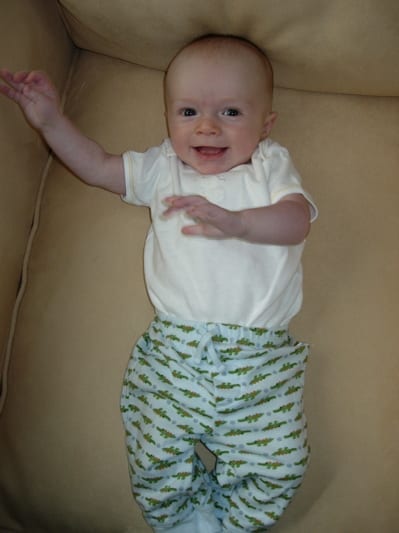 Cha cha cha Baby Holden is dancing